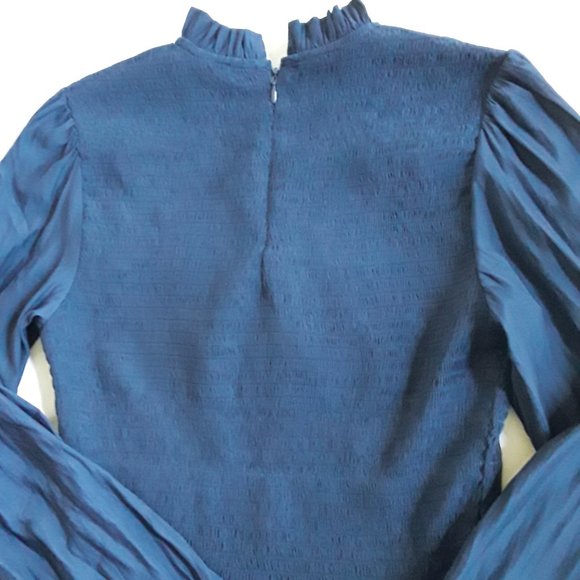 Gorgeous Navy Blue VENUS Smocked Top - Picture 3 of 6
